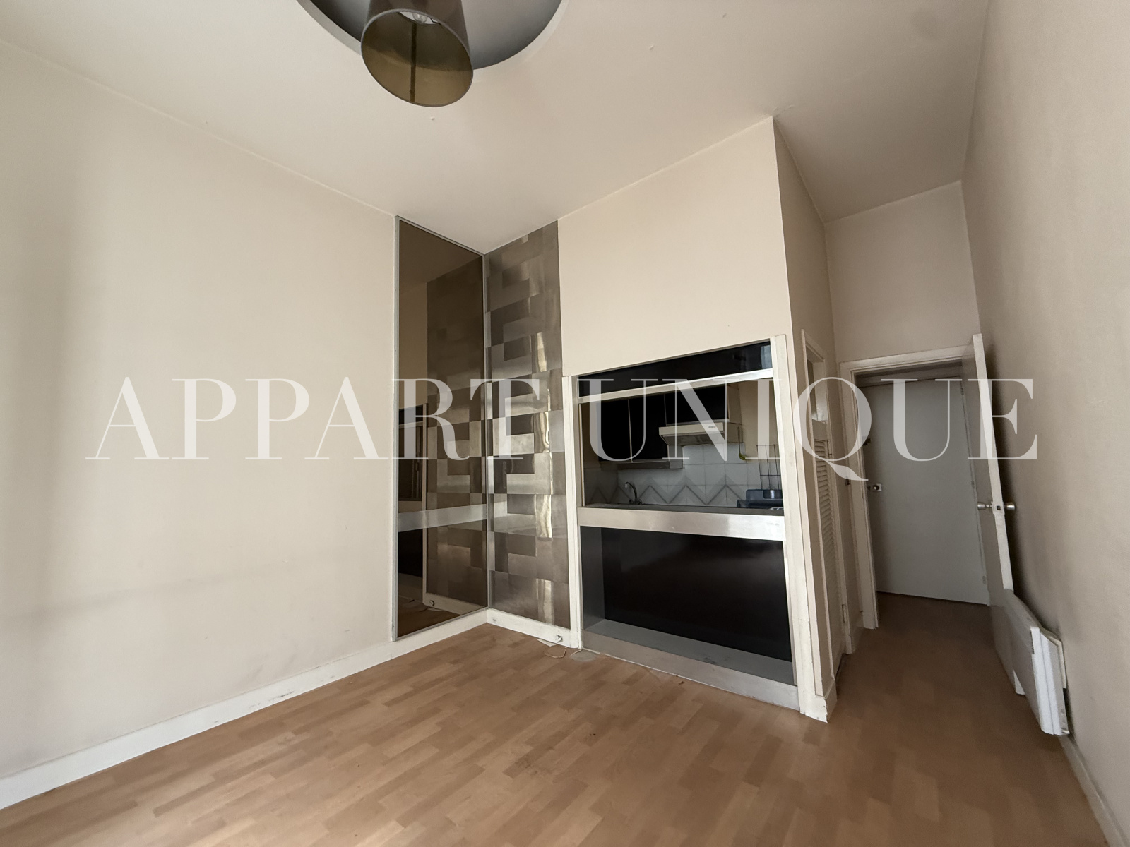 Image_, Studio, Paris, ref :2025-682