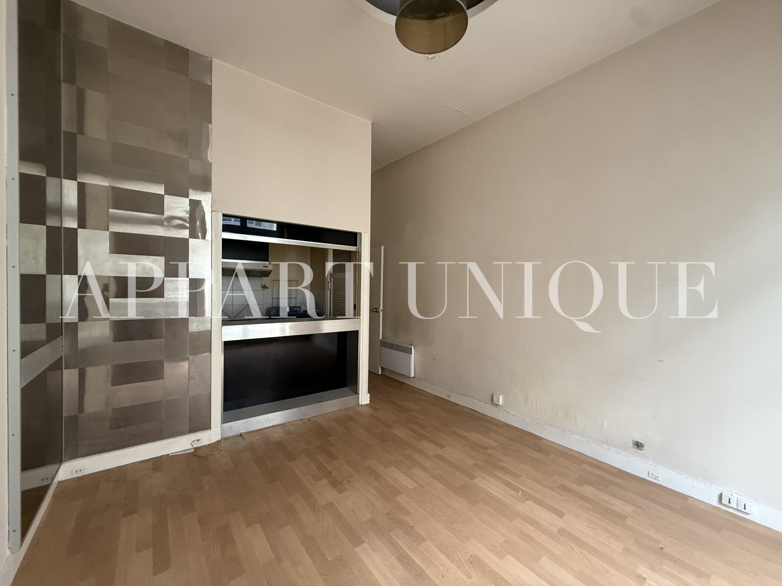 Image_, Studio, Paris, ref :2025-682