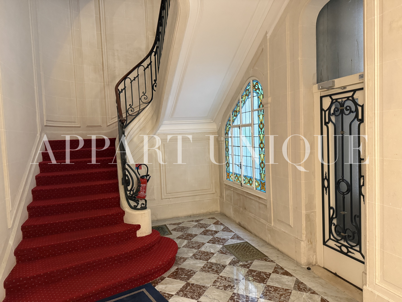 Image_, Studio, Paris, ref :2025-682