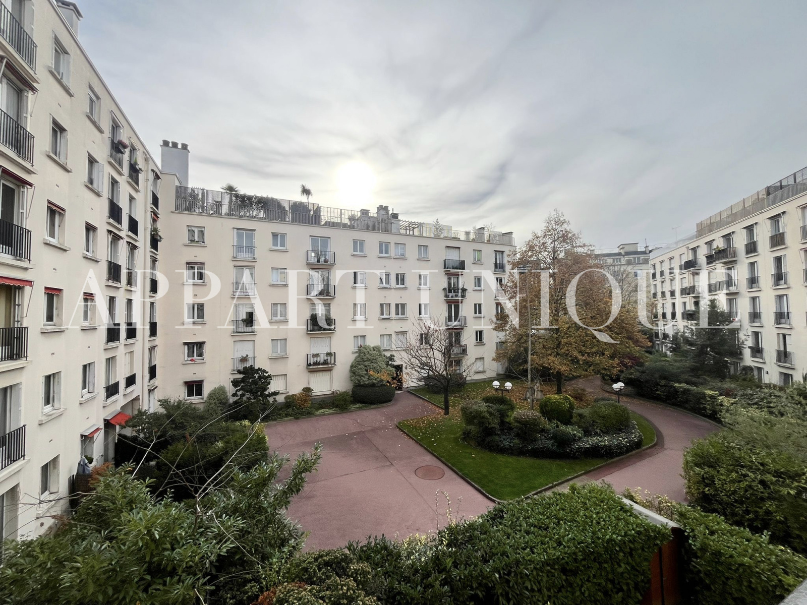 Image_, Studio, Neuilly-sur-Seine, ref :2025-699
