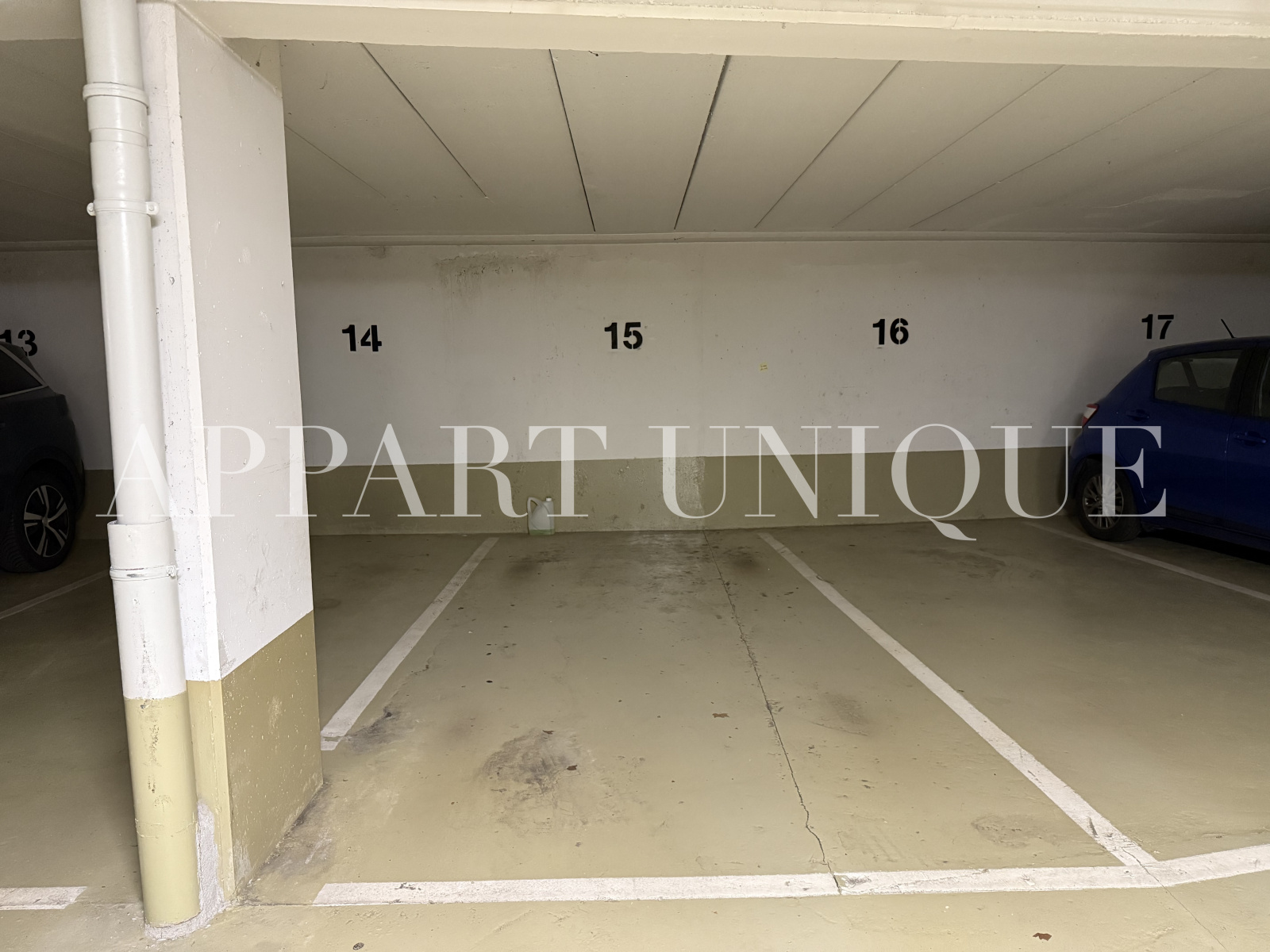 Image_, Parking, Paris, ref :2025-691 P