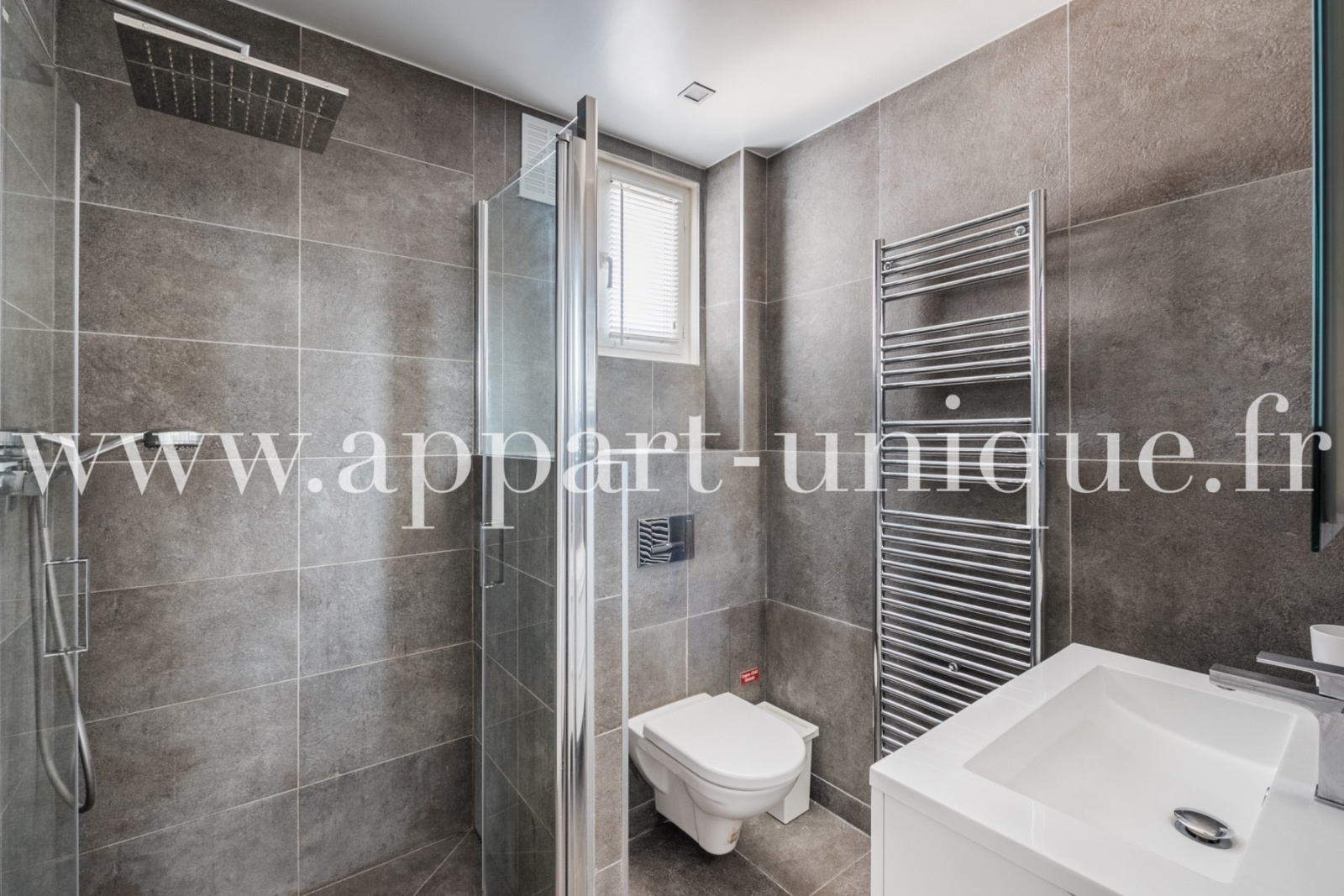 Image_, Studio, Paris, ref :2025-695